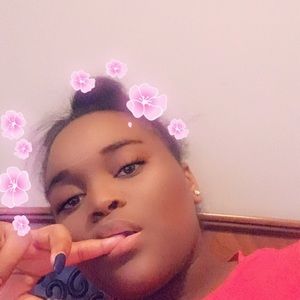 Meet your Posher, Daveonnia